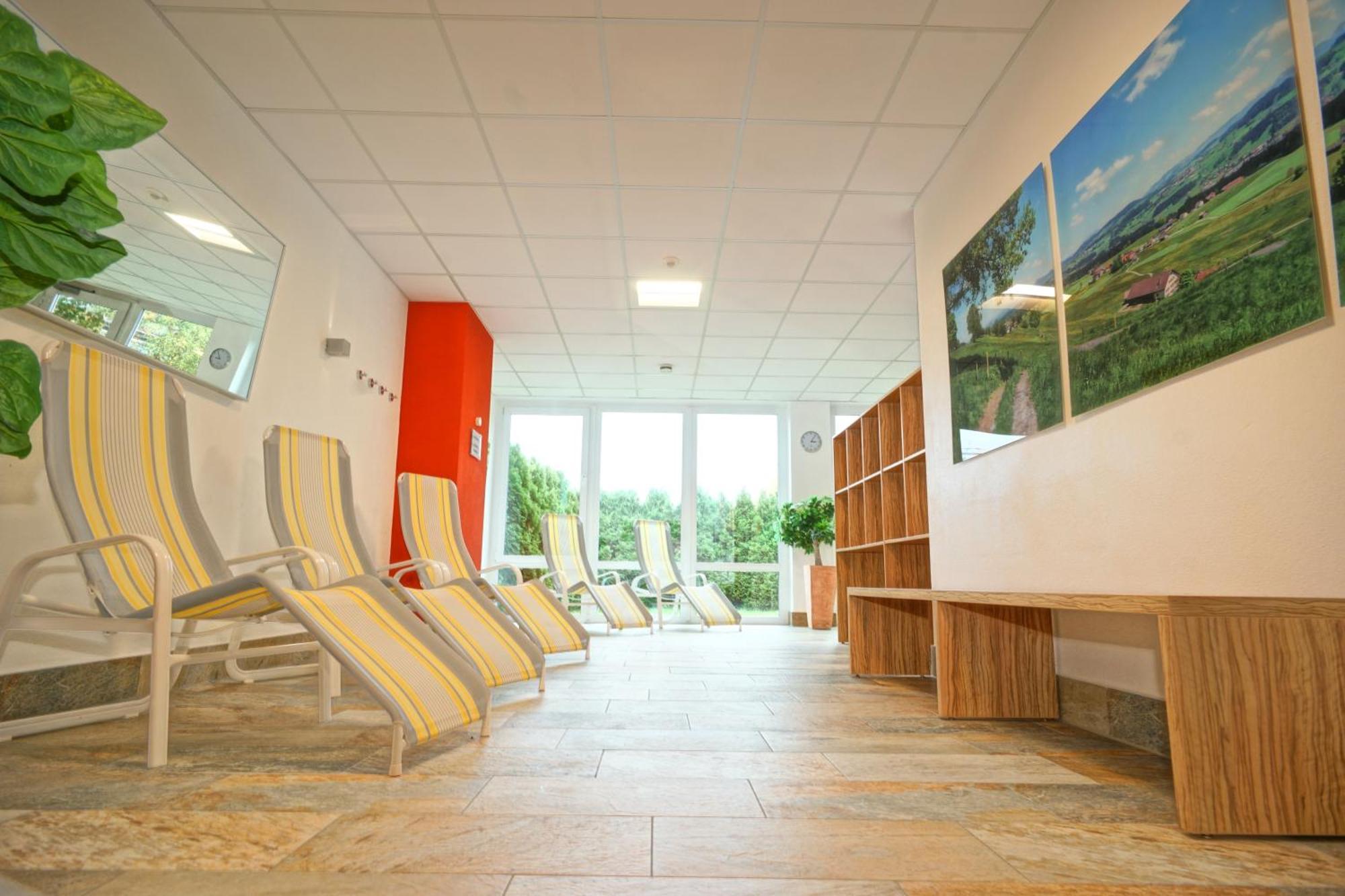 Relax-Red Mit Pool Und Sauna Scheidegg Exterior foto